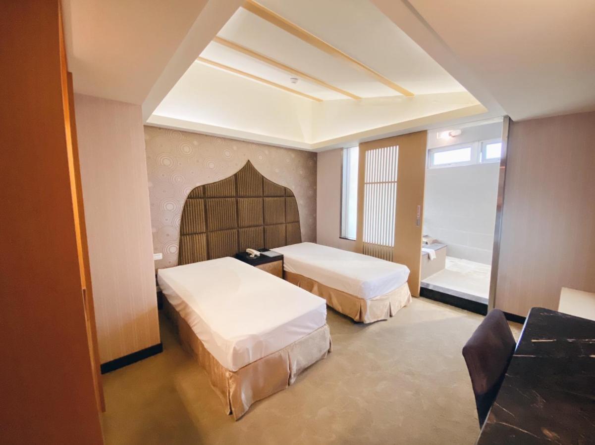 Jinshan Sakura Bay Hot Spring Hotel Buitenkant foto