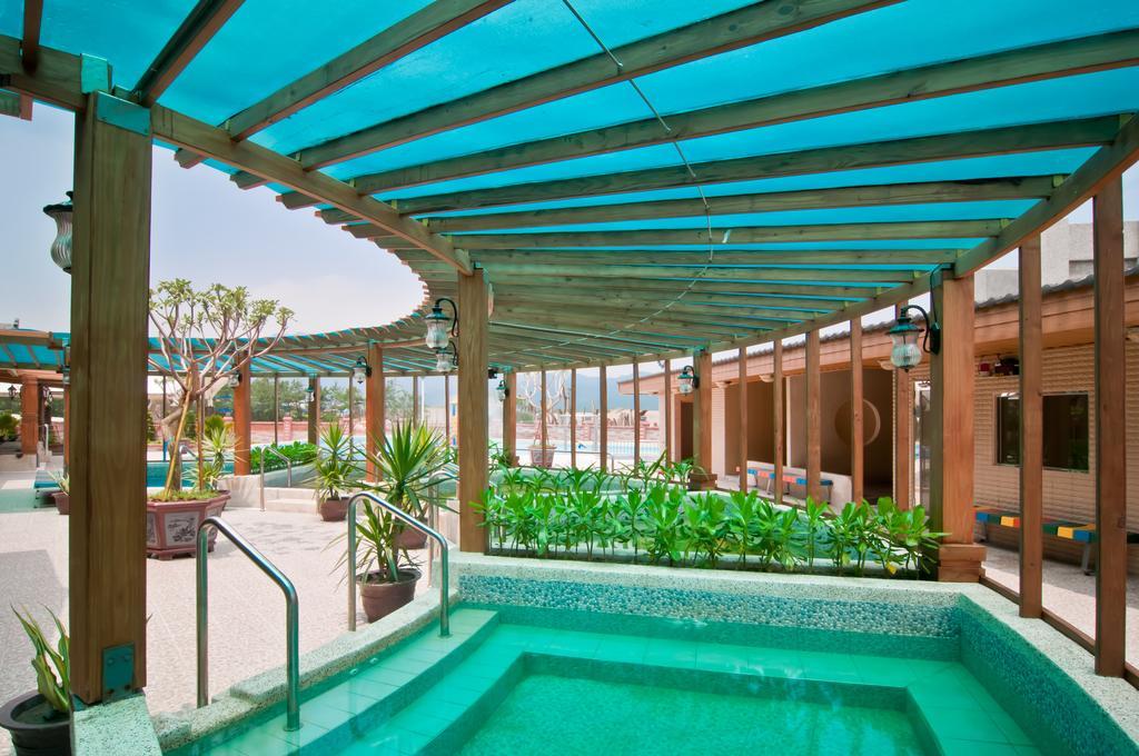 Jinshan Sakura Bay Hot Spring Hotel Buitenkant foto