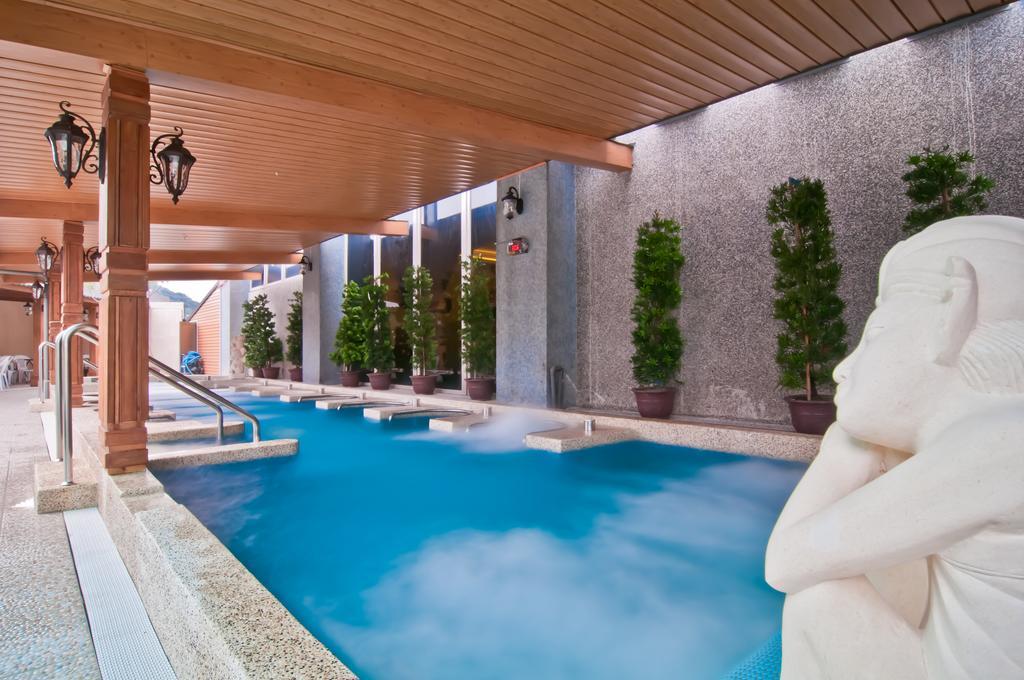 Jinshan Sakura Bay Hot Spring Hotel Buitenkant foto